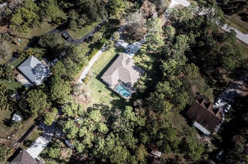 1221 31 St, Naples FL 34117-3102 exterior