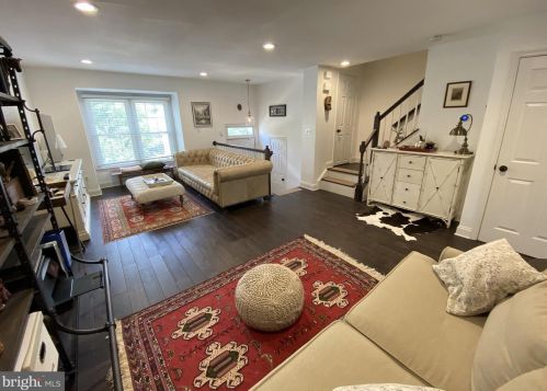 369 Pickett St, Alexandria VA  22304-2103 exterior