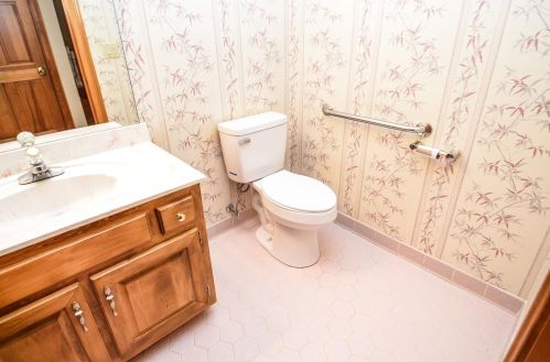 2761 Riverfront Dr, Lithonia GA 30039-8523 exterior