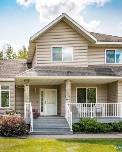 5330 Roosevelt Dr, Duluth, MN 55811-3678