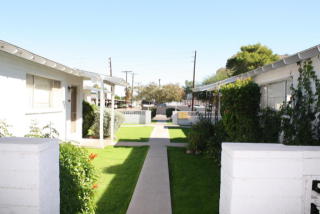 6050 21st Ave, Phoenix AZ  85029-5534 exterior