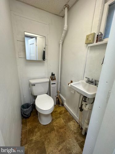 412 High St, Hanover PA 17331-3922 exterior