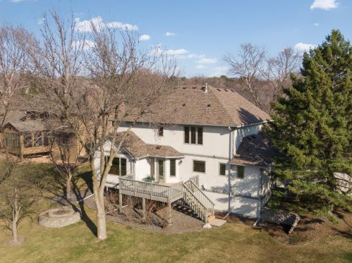 2307 Fld Stone Dr, Saint Paul MN 55120-1919 exterior