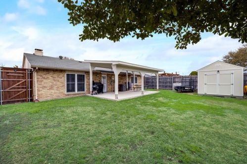 5212 Slay Dr, Frisco TX 75056-1803 exterior