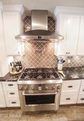 2316 Harrison St, Chandler AZ 85224-3432 exterior