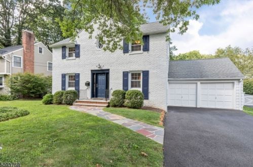 100 Chatham St, Chatham Township NJ  07928-2053 exterior