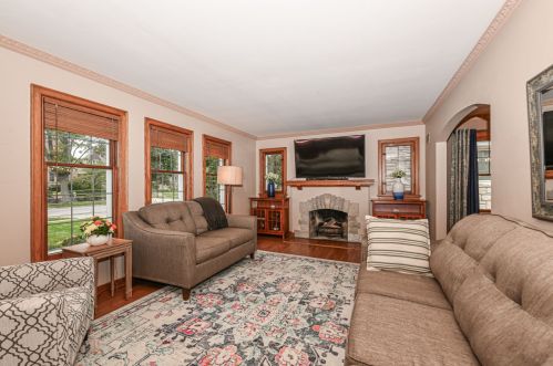 2508 Lefeber Ave, Milwaukee WI 53213-1222 exterior