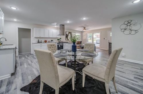 856 Harwell Rd, Atlanta GA  30318-5828 exterior