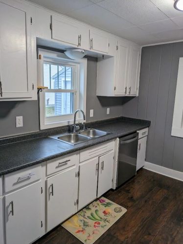 320 Buchanan Ave, Kalamazoo MI  49001-5320 exterior