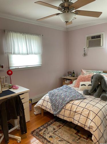 32 Albermarle Ave, Babylon NY 11704-8002 exterior