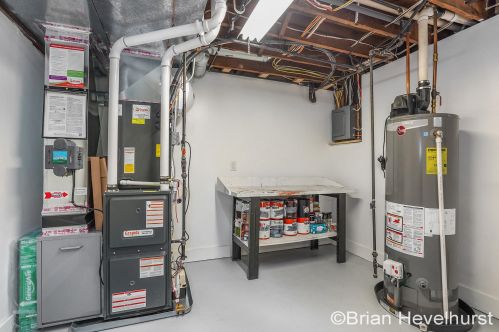 1424 Widdicomb Ave, Grand Rapids MI 49504-3046 exterior