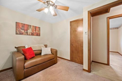 3328 Recker Dr, Pittsburgh PA 15227-4248 exterior