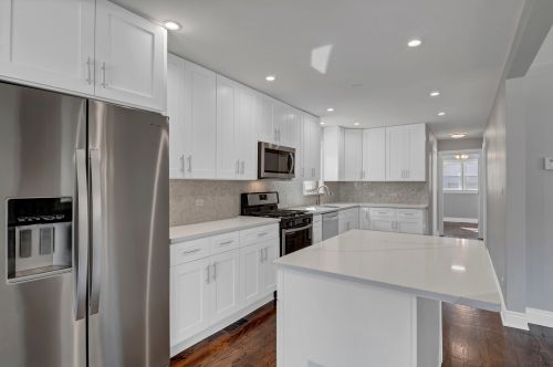 10712 Sacramento Ave, Chicago IL  60655-2120 exterior