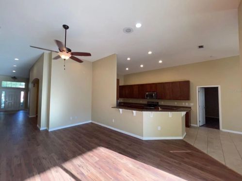 11448 Newgate Crest Dr, Riverview, FL 33579-3927