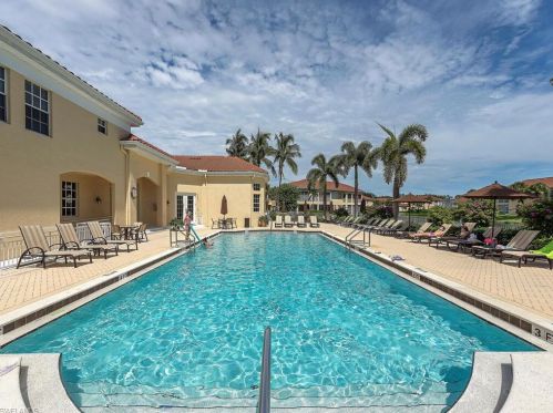 1700 Lambiance Cir, Naples FL 34108-6742 exterior