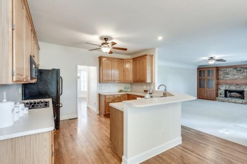 3052 Oaktree Ln, Duluth GA 30096-5886 exterior