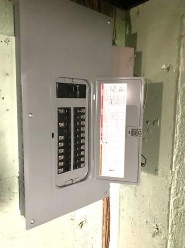 35 Mcclellan St, Providence RI 02909-5619 exterior