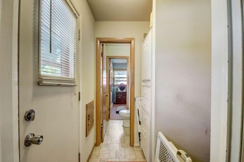 4076 83, Milwaukee WI 53222-1804 exterior