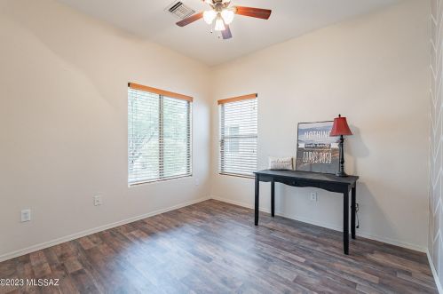 7675 Majestic Palm Ln, Tucson AZ 85756-6112 exterior