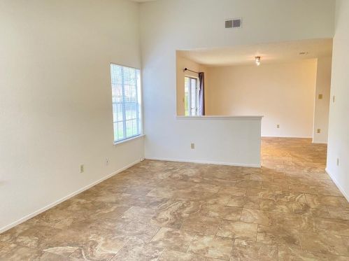 12206 Dundee Dr, Austin TX  78759-3652 exterior