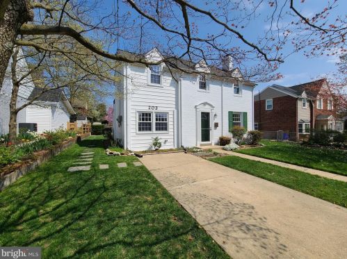 203 Normandy Dr, Silver Spring MD 20901-3116 exterior