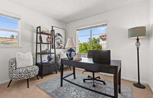 302 Vista Roma Way, San Jose CA 95136-4427 exterior