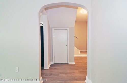 480 Veterans Hwy, Jackson Twp NJ 08527-5122 exterior