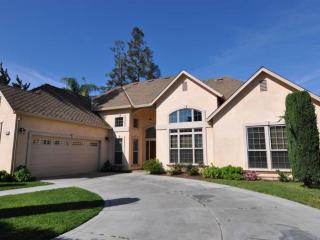 2251 Quincy Rd, Turlock CA  95382-9281 exterior