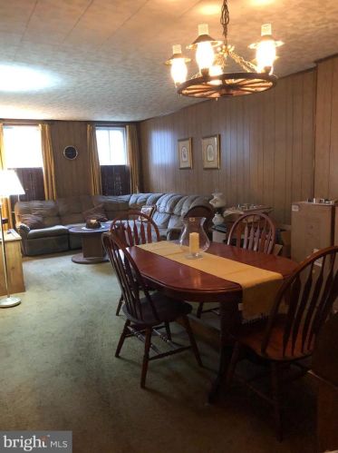 20 4th St, Pottstown, PA 19464-5216