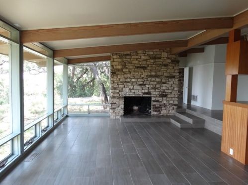 4610 Crestway Dr, Austin TX  78731-5204 exterior