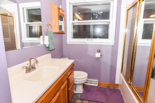 87 Baseline Rd, Plainwell MI 49080-9549 exterior