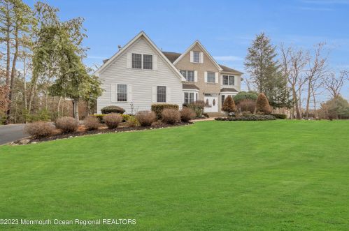 9 Swallow Tail Ct, Jackson Twp, NJ 08527-2872