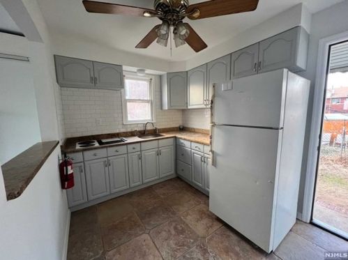 7 Willard St, Outwater NJ  07026-3309 exterior