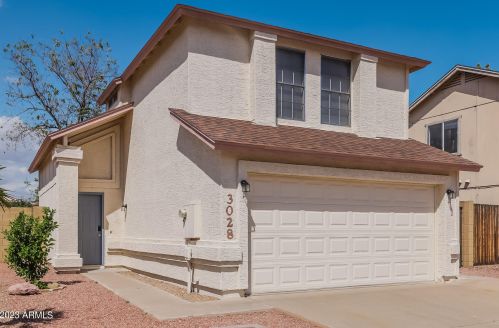 3028 Bluefield Ave, Phoenix AZ  85032-8816 exterior