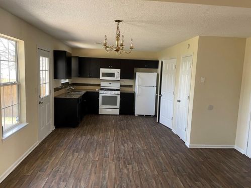 2490 Rambling Way, Lithonia, GA 30058-3985