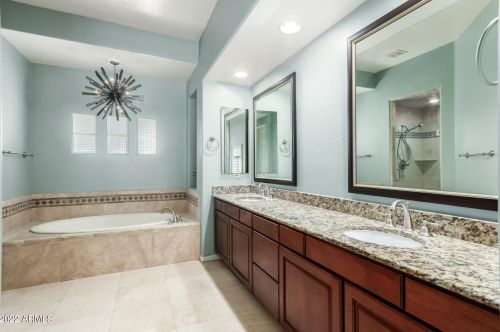 1802 Mead Pl, Chandler AZ  85248-5435 exterior