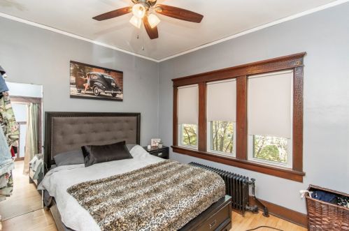 325 Montana St, Milwaukee WI 53219-3077 exterior