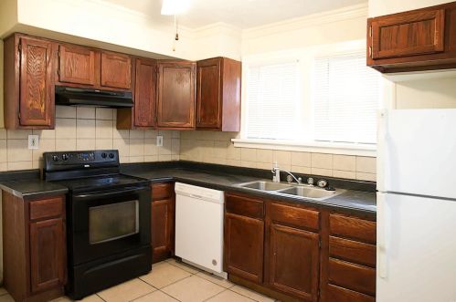 8721 David Ave, Saint Louis MO  63114-4331 exterior