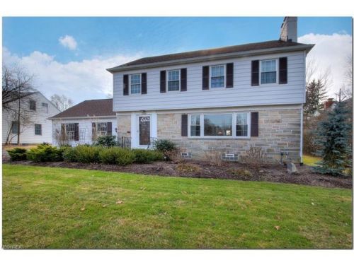 21602 Halburton Rd, Cleveland, OH 44122-3921