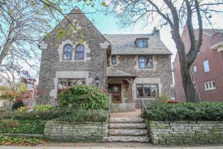 2626 Terrace Ave, Milwaukee WI  53211-3823 exterior