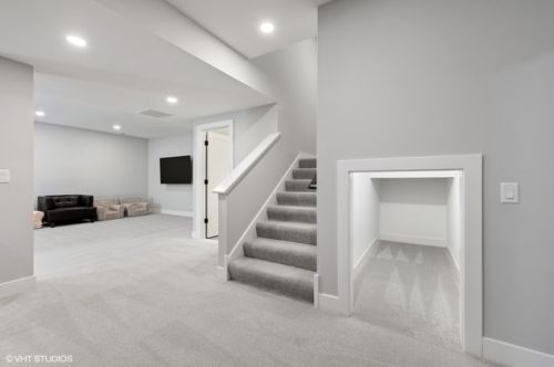 662 Parkside Ave, Elmhurst IL 60126-5029 exterior