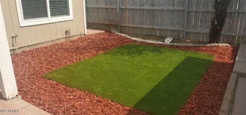 7013 43rd St, Phoenix AZ  85042-8916 exterior