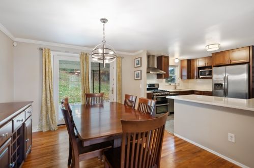 100 Cherrington Dr, Pittsburgh, PA 15237-3917