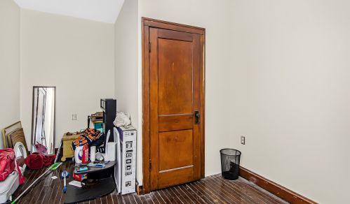 2400 Whipple St, Chicago IL 60655-2127 exterior