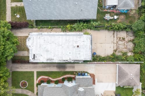 614 7 Ave, Broadview IL 60153-1572 exterior