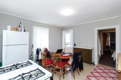 29 Prospect St, Enfield CT 06082-3443 exterior