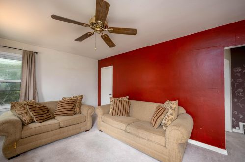 425 Fremont Pl, Milwaukee WI 53219-3066 exterior