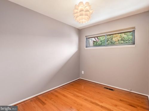 1736 Westwind Way, Mc Lean VA 22102-1606 exterior