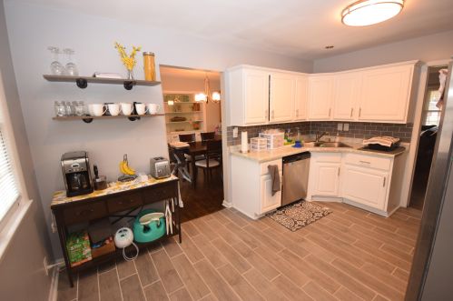 6620 Range Line Rd, Milwaukee WI 53209-2621 exterior