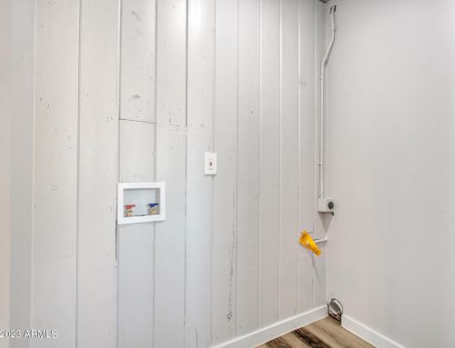 5526 Clarendon Ave, Phoenix AZ 85033-4118 exterior